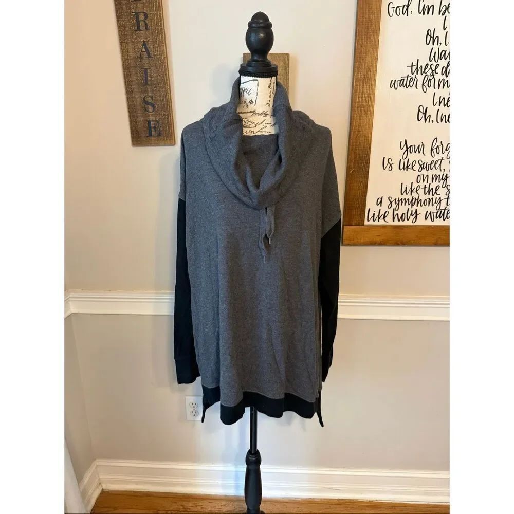 Hugs from Soft Surroundings Womens Colorblock Cowl Neck Sweater Gray Black Large